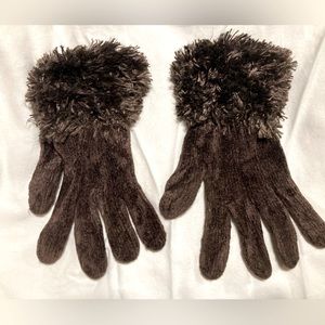 Cejon women’s chenille gloves w/ furry cuffs dark brown